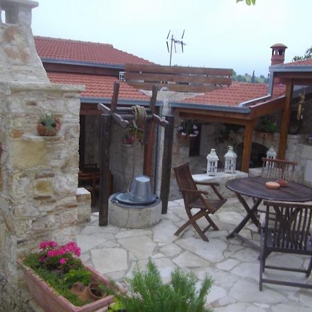 Xenios Cottages โลฟู ห้อง รูปภาพ
