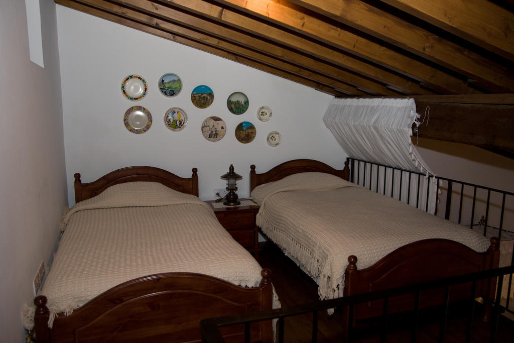 Xenios Cottages โลฟู ห้อง รูปภาพ